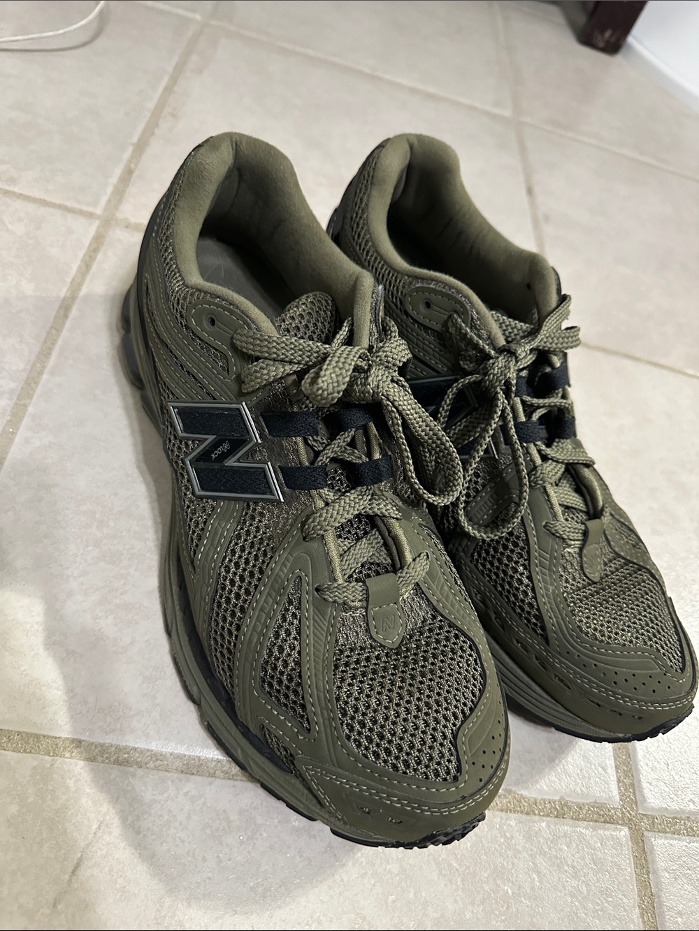 New Balance Men's Olive Green Mesh Running Sneakers 1906